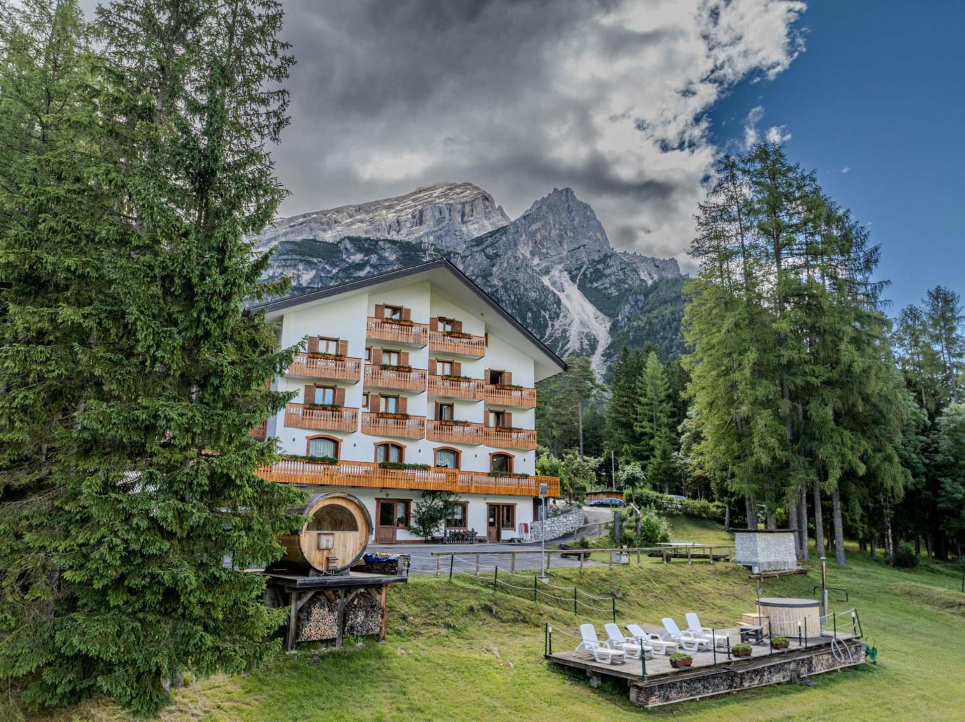 Hotel Il Cardo San Vito di Cadore Exterior photo